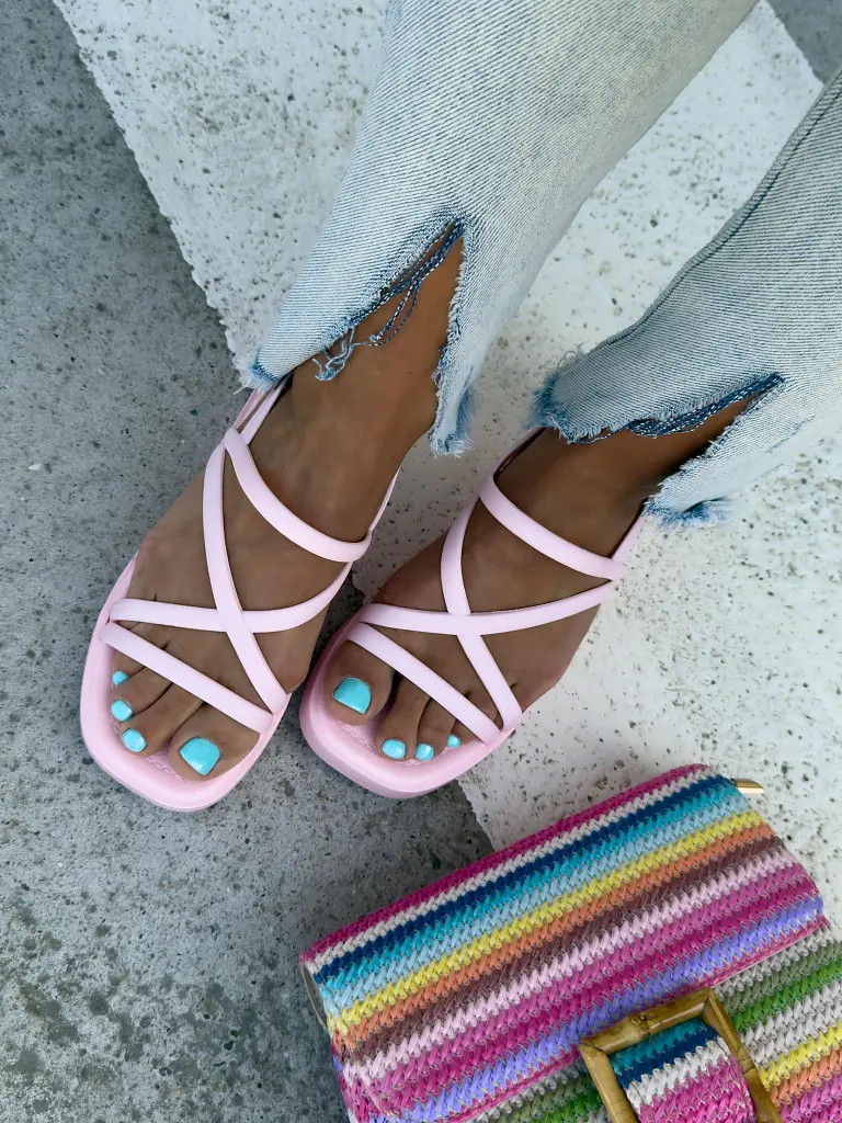 Baby pink platformové sandále ERIKA - next