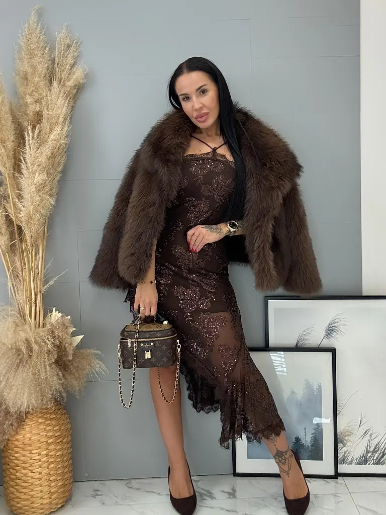 Hnedé šifónové šaty zdobené flitrami AUDRIE