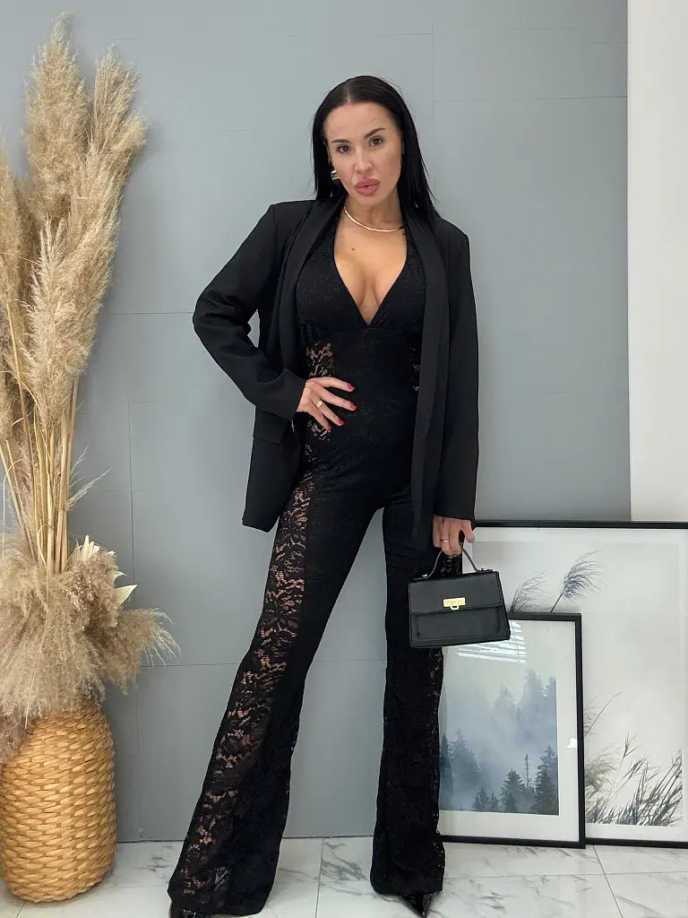 Čipkovaný overal so zaväzovaním okolo krku TIVARIA - next