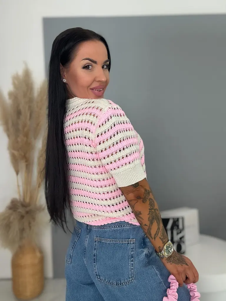 Háčkovaný krátkorukávový top WAVE - next